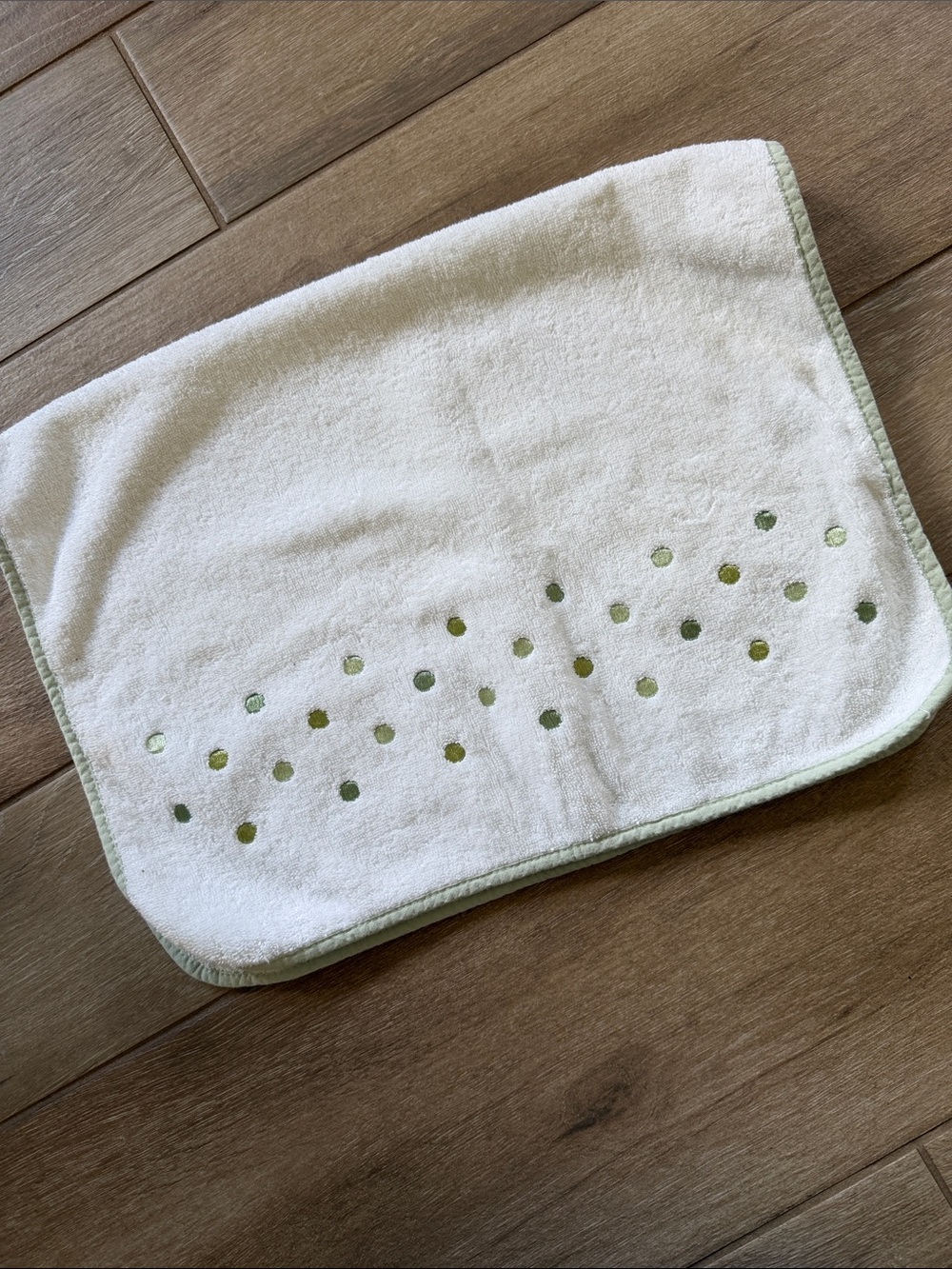 Akova Burp/Baby Cloth Green/White